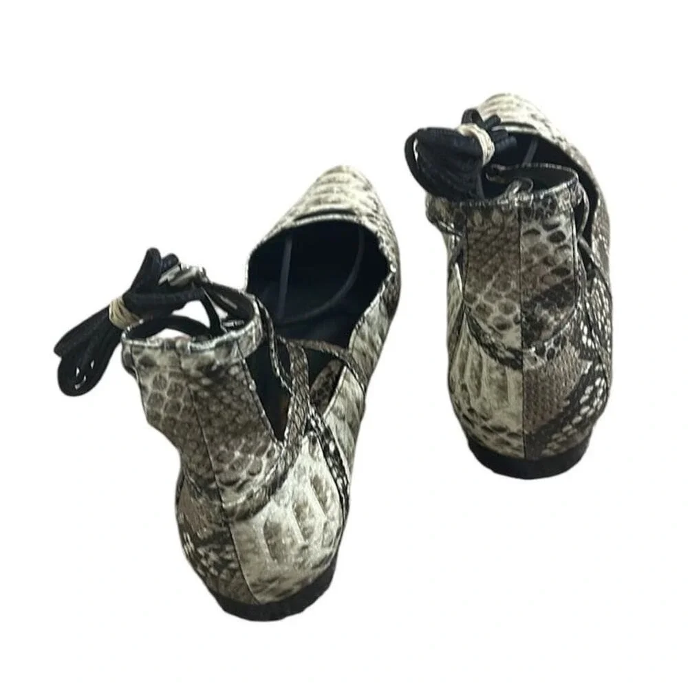 Schutz Beryl Snake Print Lace Up Strappy ‎ Pointy Toe Ballet Flats Size 8